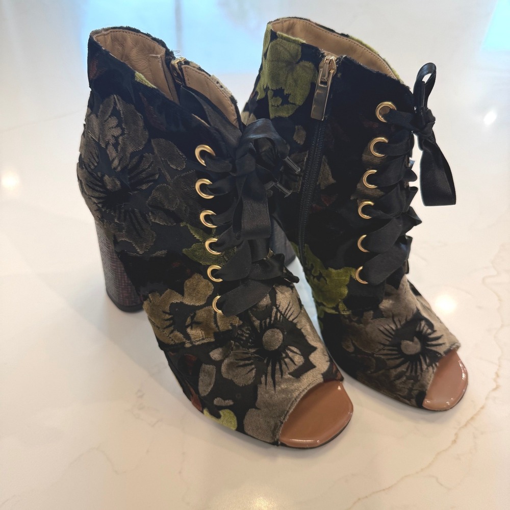 Valentina Rangoni Italian Velvet Floral Lace Up Open Toe Booties - Women's Sz 7M